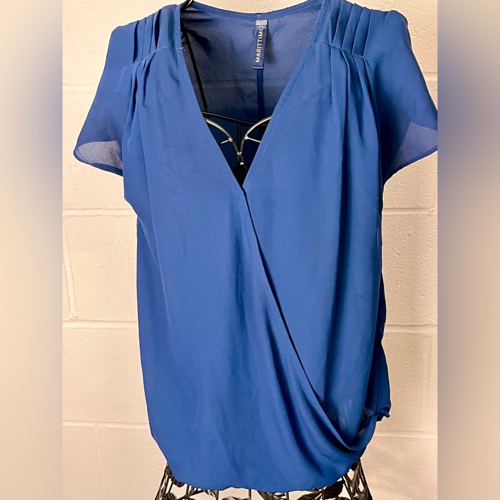 Elegant Blue Wrap Top with Cap Sleeves size M